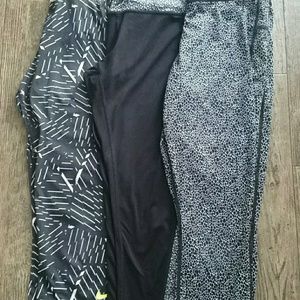 Nike workout crops bundle